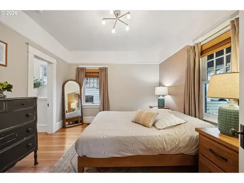 4227 SE Gladstone Street Portland OR 97206