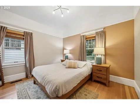 4227 SE Gladstone Street Portland OR 97206