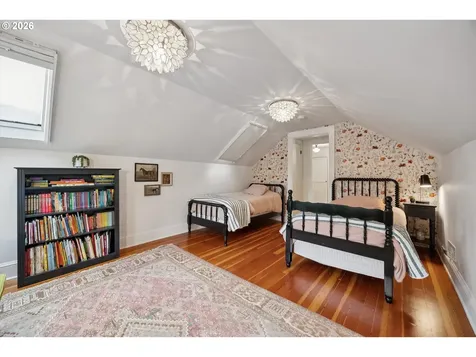 4227 SE Gladstone Street Portland OR 97206