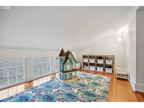 4227 SE Gladstone Street Portland OR 97206