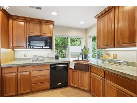 3854 Monroe Street Eugene OR 97405