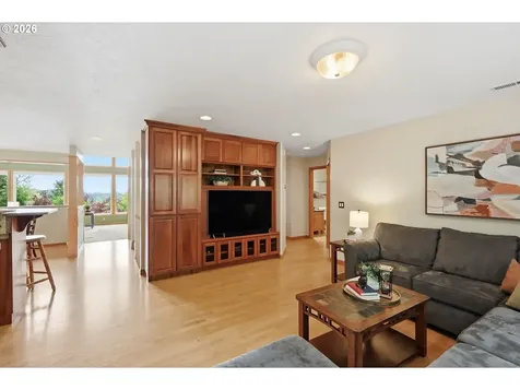 3854 Monroe Street Eugene OR 97405