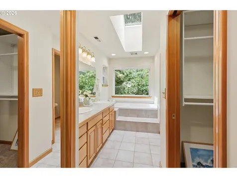 3854 Monroe Street Eugene OR 97405