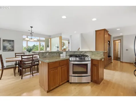 3854 Monroe Street Eugene OR 97405