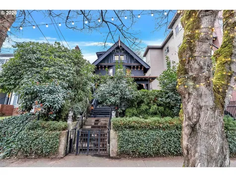 224 NW 20th Avenue Portland OR 97209
