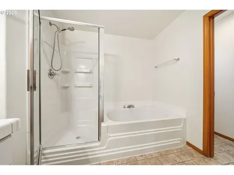 5582 N Street Washougal WA 98671