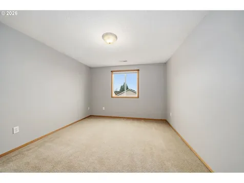 5582 N Street Washougal WA 98671