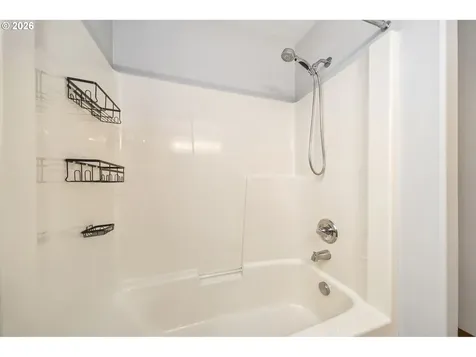 5582 N Street Washougal WA 98671