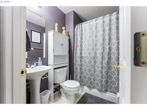 4382 NW Diamondback Drive Beaverton OR 97006