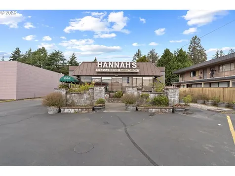 1304 Ocean Beach Highway Longview WA 98632