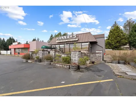 1304 Ocean Beach Highway Longview WA 98632