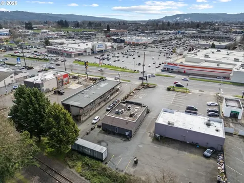 1304 Ocean Beach Highway Longview WA 98632