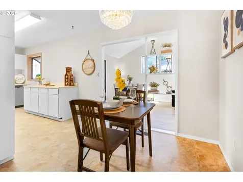 16671 SE Haig Drive Portland OR 97236