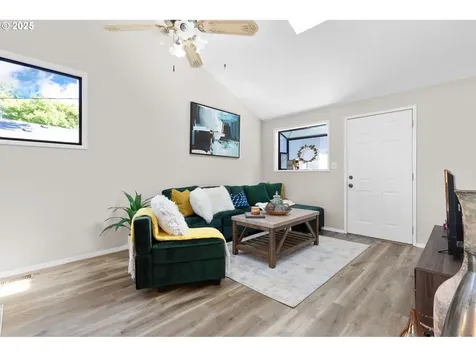 16671 SE Haig Drive Portland OR 97236