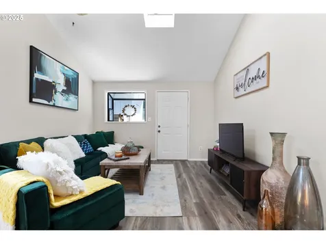 16671 SE Haig Drive Portland OR 97236