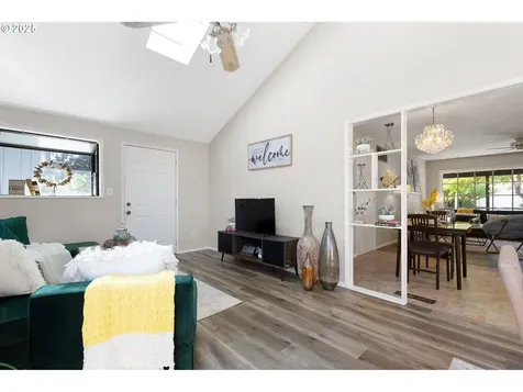 16671 SE Haig Drive Portland OR 97236