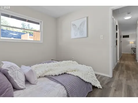 16671 SE Haig Drive Portland OR 97236