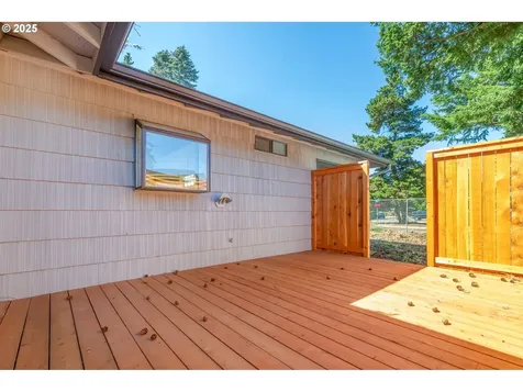 16671 SE Haig Drive Portland OR 97236