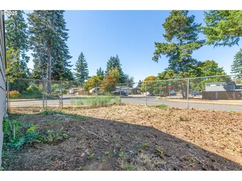 16671 SE Haig Drive Portland OR 97236