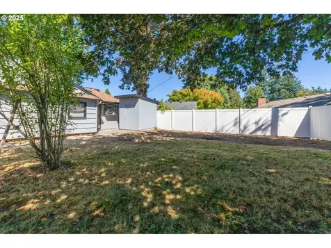 16671 SE Haig Drive Portland OR 97236