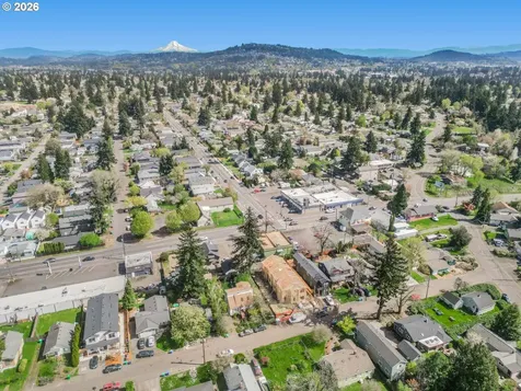 7462 SE 51st Avenue Portland OR 97206