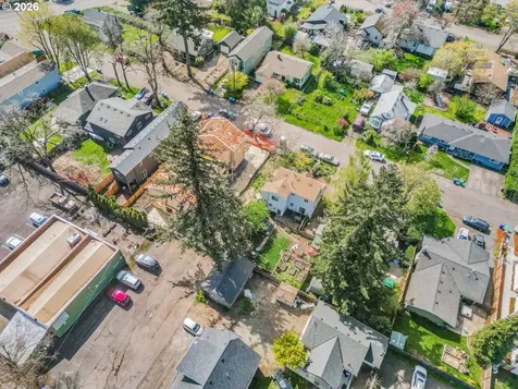 7462 SE 51st Avenue Portland OR 97206