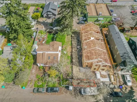 7462 SE 51st Avenue Portland OR 97206