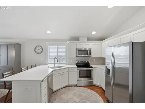 8200 NE 153rd Court Vancouver WA 98682
