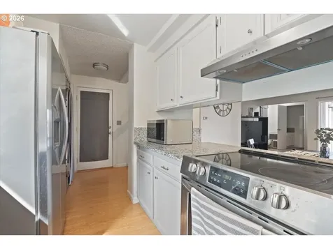 1450 SW Bridlewood Drive Dallas OR 97338