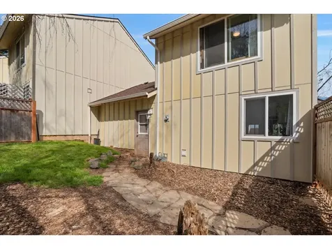 1450 SW Bridlewood Drive Dallas OR 97338