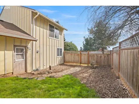 1450 SW Bridlewood Drive Dallas OR 97338