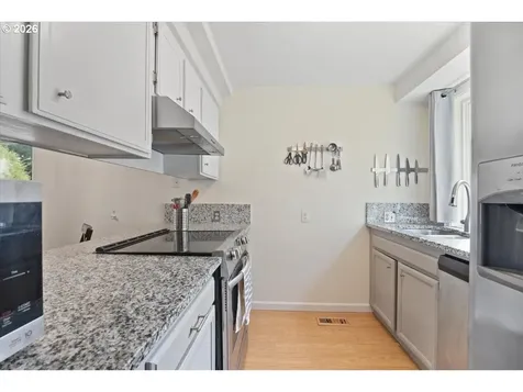 1450 SW Bridlewood Drive Dallas OR 97338