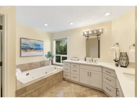 5475 Westfield Court Lake Oswego OR 97035