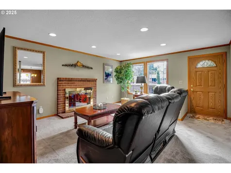 4793 SE Harrison Street Milwaukie OR 97222
