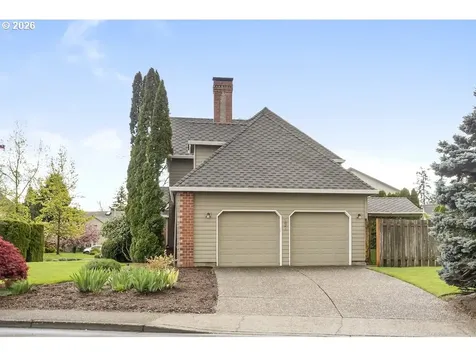 592 NE Goldie Drive Hillsboro OR 97124