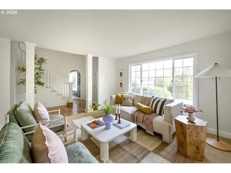 592 NE Goldie Drive Hillsboro OR 97124