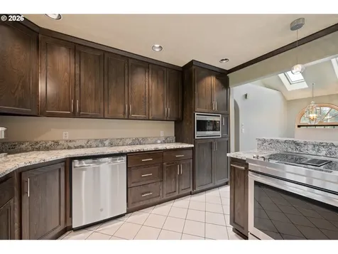 6150 Willow Grove Road Longview WA 98632