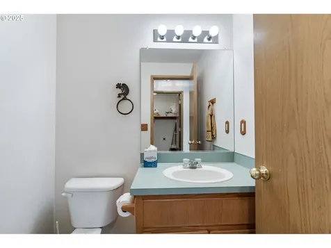 15819 NE 72nd Street Vancouver WA 98682