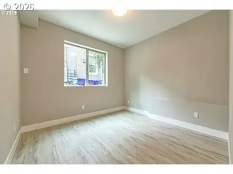 2885 NE Couch Street Portland OR 97232