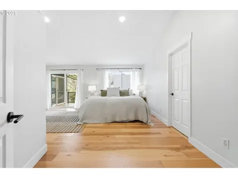 3102 NE Royal Oaks Drive Vancouver WA 98662