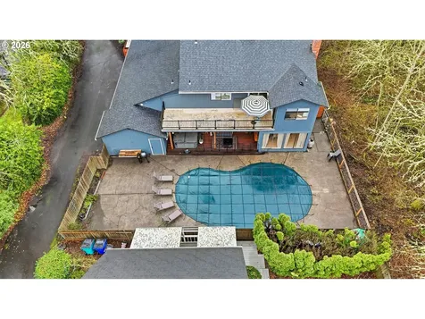 3102 NE Royal Oaks Drive Vancouver WA 98662