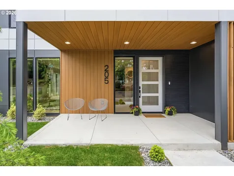 205 W 28th Street Vancouver WA 98660