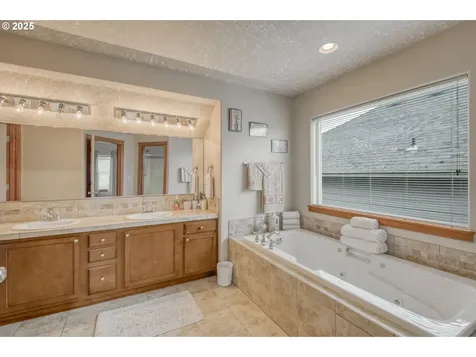 2459 SW Sandlewood Lane Gresham OR 97080