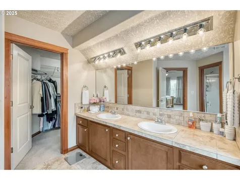 2459 SW Sandlewood Lane Gresham OR 97080