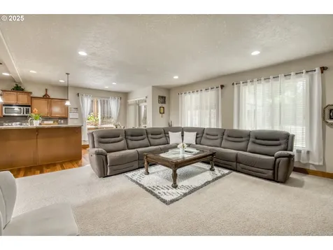 2459 SW Sandlewood Lane Gresham OR 97080