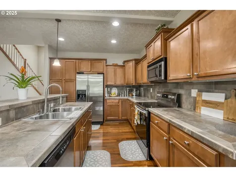 2459 SW Sandlewood Lane Gresham OR 97080