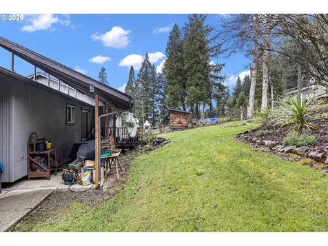 106 Odille Court Glide OR 97443