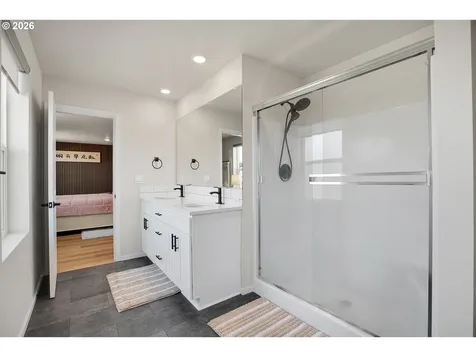 3394 SE 36th Street Gresham OR 97080