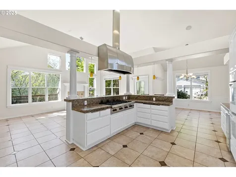 4385 Berry Lane Eugene OR 97404