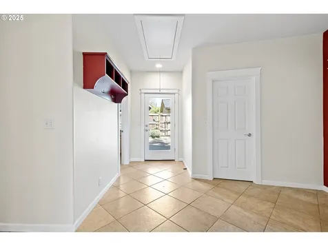 4385 Berry Lane Eugene OR 97404